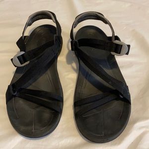 Teva sandals GUC
